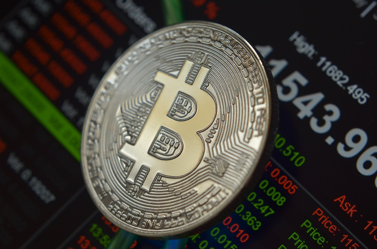 Meme币RFC逆势市值破一亿美元！KOL分享交易该币种的心路历程