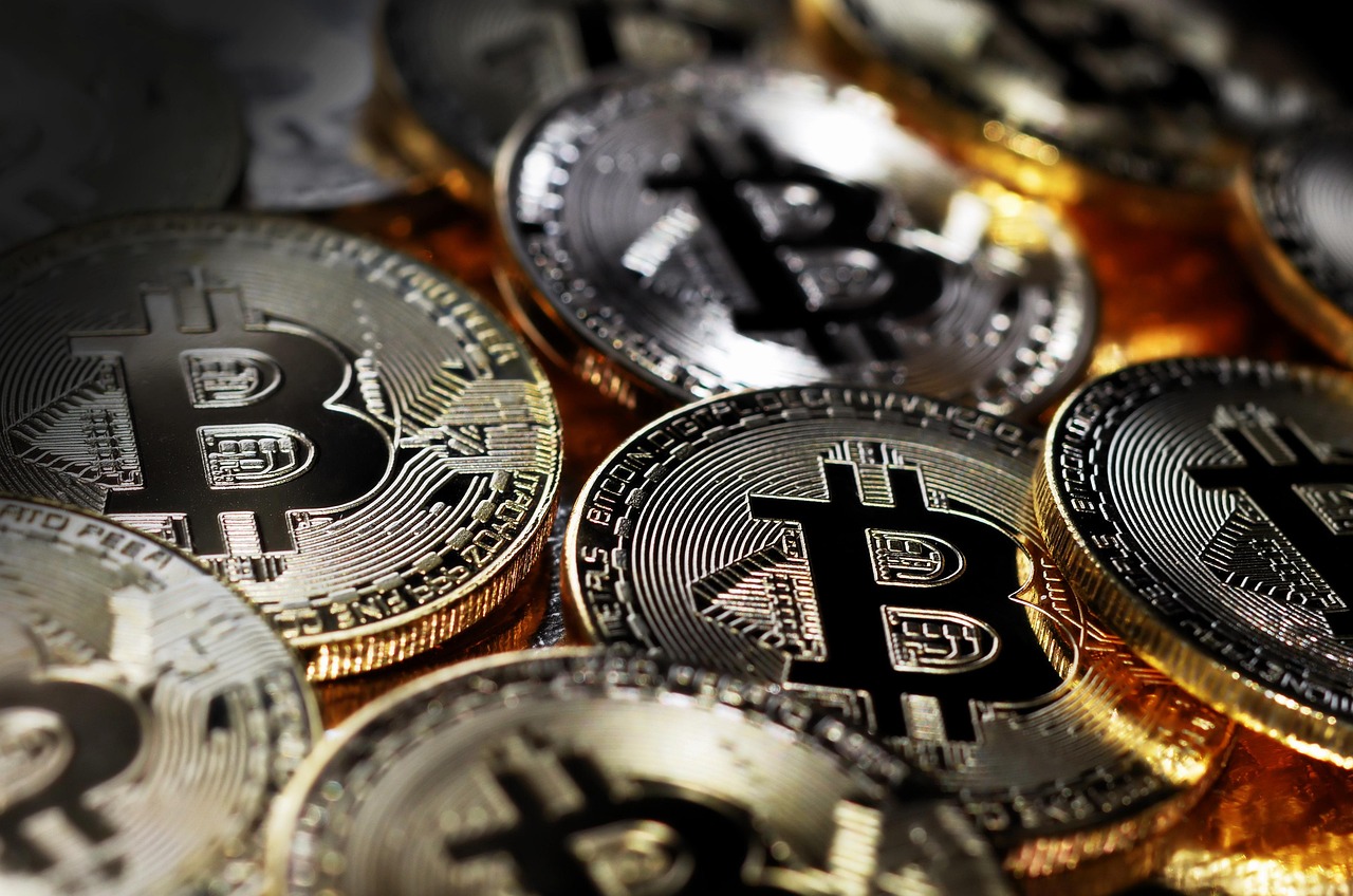 公链Solayer推出USDC结算的金融卡！刷卡有机会获得代币Layer